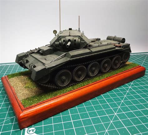 Cruiser Tank Mk VI Crusader II Italeri 1 35 Ready For Inspection