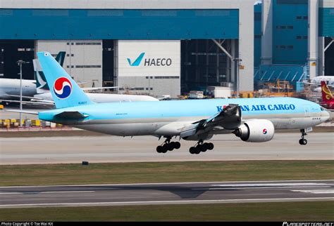 HL8077 Korean Air Boeing 777 FB5 Photo By Tse Wai Kit ID 1057461