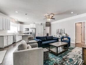 Best Luxury Downtown Grapevine Apartments for Rent - Grapevine, TX - 1 ...