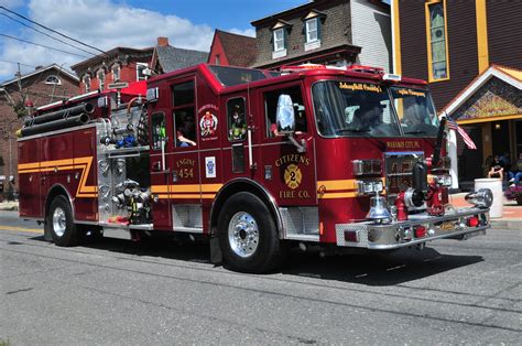 Citizens Fire Company No 2 Engine 454 2003 Pierce Lance Triborough