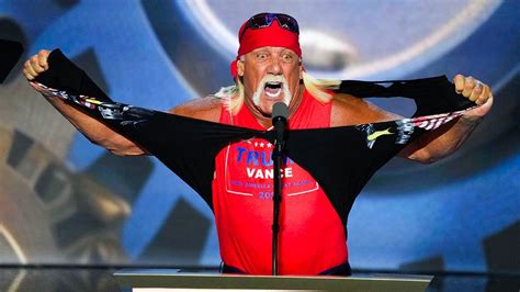 After Hulk Hogan Rnc Speech Did Donald Trump Blow Him A Kiss