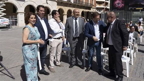 De Teruel Al Cielo Medio Centenar De Asociaciones Apoyan Albergar La