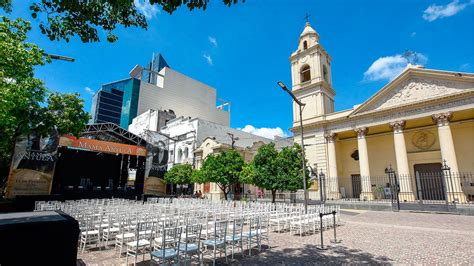 En imágenes así luce la Plaza Libertad y la Catedral Basílica a horas