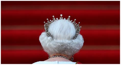 Sex Pistols And The Simpsons The Queen In Pop Culture Channels Television