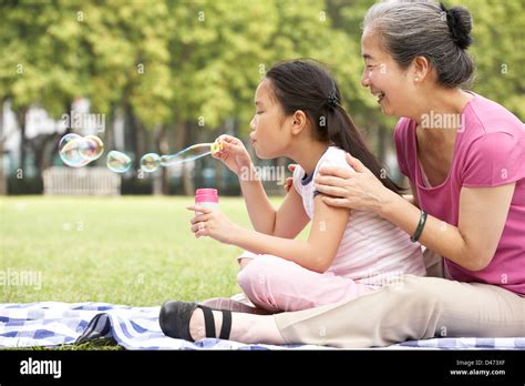 Chinese Grandmother Hi Res Stock Photography And Images Alamy