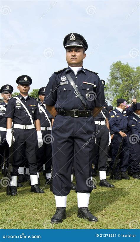 Members of Malaysia Police editorial photo. Image of force - 21378231