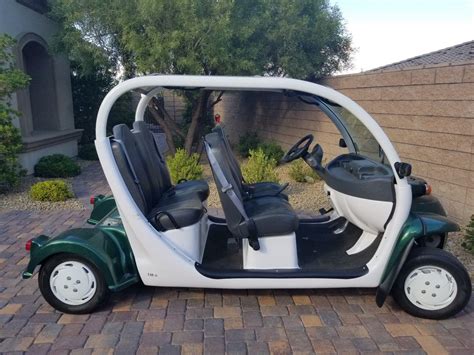 immaculate 2011 GEM E4 Polaris golf cart for sale