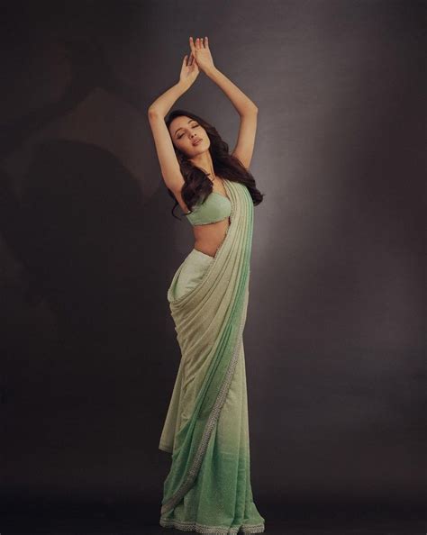 Neha Shetty D J Tillu Fame Ravishing In Her Latest Hot Photoshoot Goes