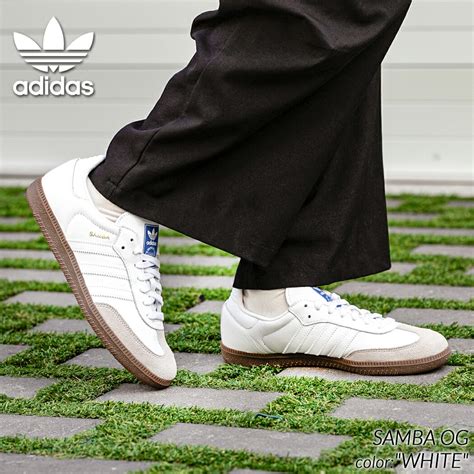 【adidas】流行りに乗ったスニーカー | Shie’sofficial アラフォー大人の高見えスタイル