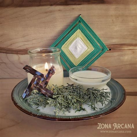 Mini altar de Imbolc en un plato - Zona Arcana