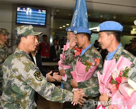 中国第四批赴马里维和部队圆满完成任务凯旋回国[1] 中国日报网