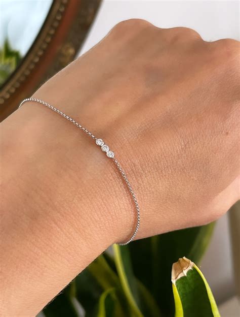 Lila White Gold Tri Diamond Bracelet Joulberry