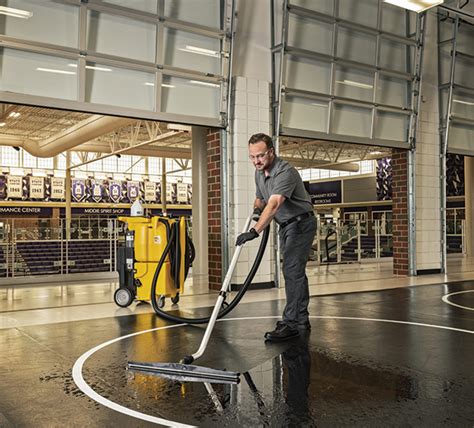 Certified Custodial Technician Issa Cleaning Management Institute