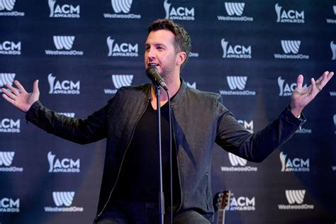 Luke Bryan gets political about ACM Awards | Page Six