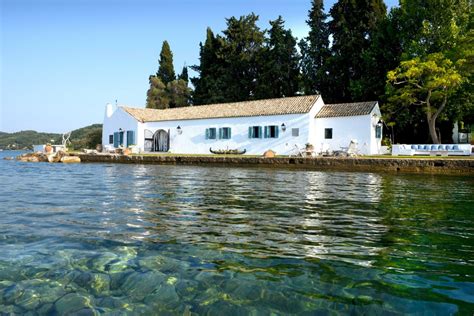 Secluded Waterfront luxury Villa in Corfu