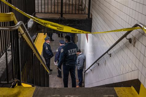 2 Shot On Subway Train During Evening Rush In Brooklyn Police Say