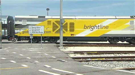 2 new Brightline trains arrive in West Palm Beach