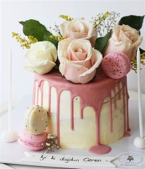 Naked Cake Şeker Hamursuz Pastalar