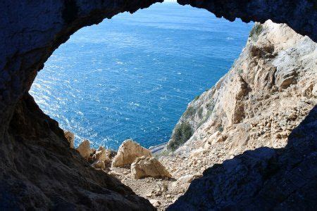 Capo Noli Grotta Dei Falsari Outdoor Europe Water