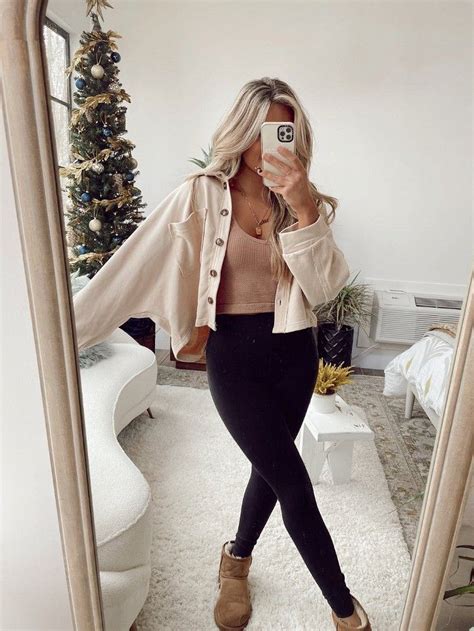 Cute Black Leggings Outfits You Need To Try Asap In Fall