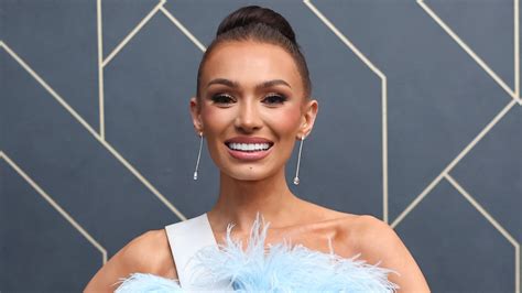 Miss Usa Winner Noelia Voigt Steps Down Pageant Respects Decision