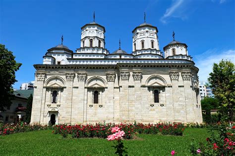 Golia Monastery, Iași, Romania | Iasi, Monastery, Byzantine architecture