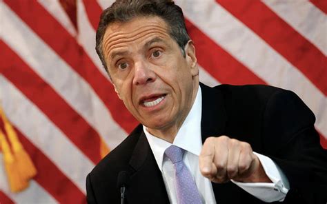 Progresistas demócratas piden juicio político Andrew Cuomo