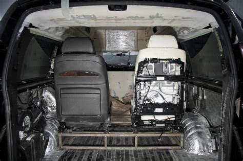 Крепление сидений — Chevrolet Express (GMT601), 5,3 л, 2010 года ...