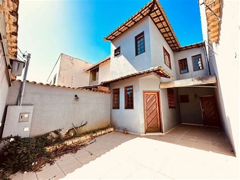 Casa na Rua dos Expedicionários 96 Santa Amélia em Belo Horizonte