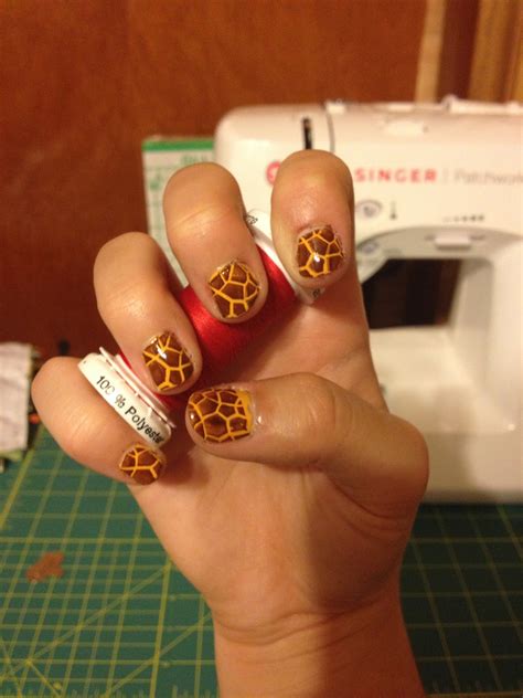 Sam Rhymes with Ham: Giraffe Stamped Nails