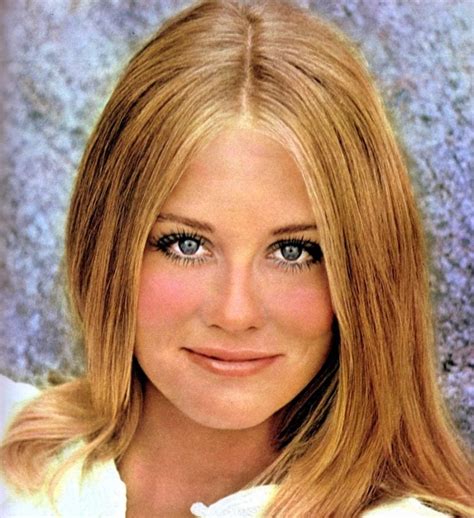 Blonde Hair In The 70s How Women Got That Popular Sun Kissed Look