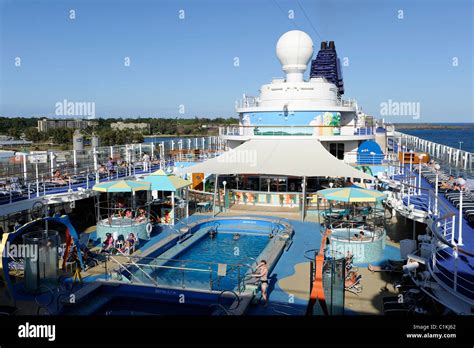 Norwegian Cruise Line Pride of America Ship Hawaii Stock Photo - Alamy