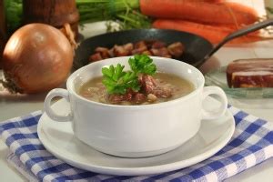 White Bean Soup with Bacon - Blue Grass Quality Meats