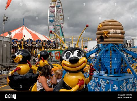 Fairground Characters Hi Res Stock Photography And Images Alamy