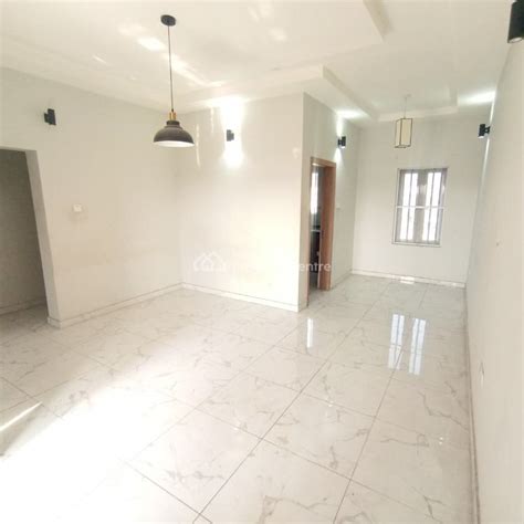 For Rent 2 Bedroom Flat Lekki Scheme2 Opposite Abraham Adesanya