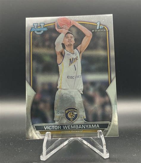 Victor Wembanyama Bowman Chrome University Base St Price