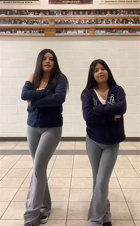 Pin By Lena Mendoza On Outfits Latina Fashion Outfits Cute Simple Outfits Outfits