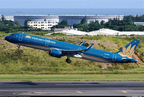 Airbus A321 272n Vietnam Airlines Aviation Photo 7391183