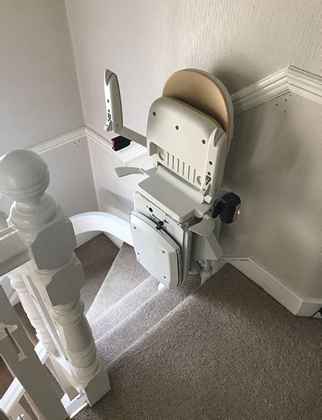 Curved Stairlift Acorn 180 Acorn Stairlifts Uk