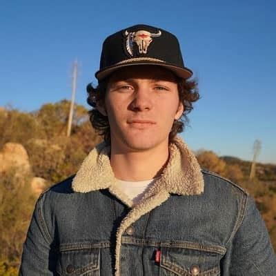 Montana Jordan - Age, Net Worth, Height, Bio, Facts, In Relation