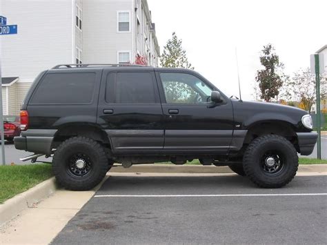 2000 Ford Explorer Lifted Google Search Ford Explorer Ford