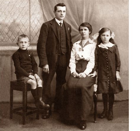 Italian Citizenship by Descent - Italian Citizenship Jure Sanguinis | IDC