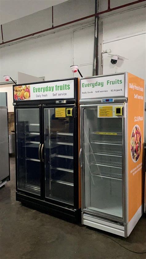 Self Service Fridge With Payment Collection System And Self Delivery