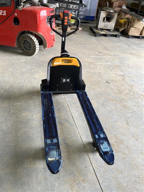 Electric Pallet Truck Jigger CBD20 2000kg 4400lb Lithium Chery