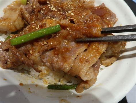 上越に暮らすtakeさんの忘我混沌な日常 松屋が「カルビホルモン丼」提供開始、ニンニクも効いてガッツリ旨し！