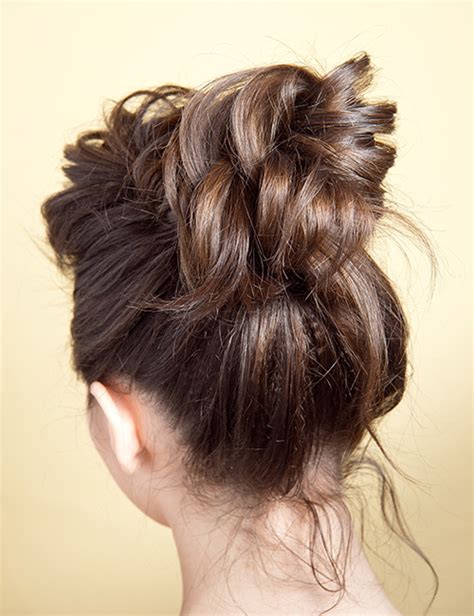 How To Do A Messy Bun With Long Hair Ideas And Tutorials