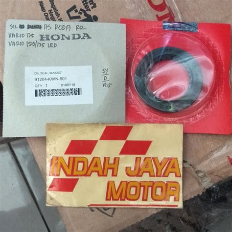 Jual SEAL SIL AS RODA BELAKANG VARIO 125 150 ORIGINAL HONDA Di Lapak