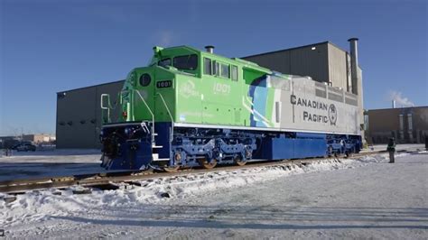 CP’s Hydrogen Locomotive Powers Up - Railway Age