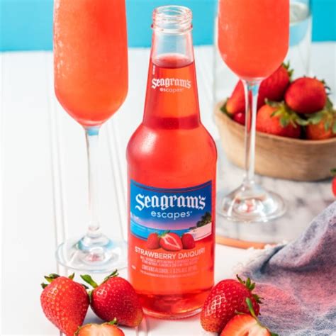 Seagram's Escapes Strawberry Daiquiri Flavored Hard Beverage Cooler, 4 ...