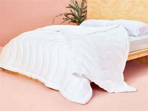 Top Cooling Comforters For Hot Sleepers Stay Cozy Cool
